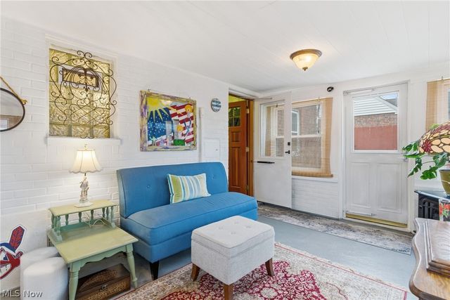 4496 W 158th Street, Cleveland, OH 44135