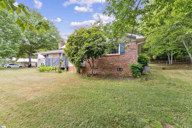 817 Johnson Road, Central, SC 29630