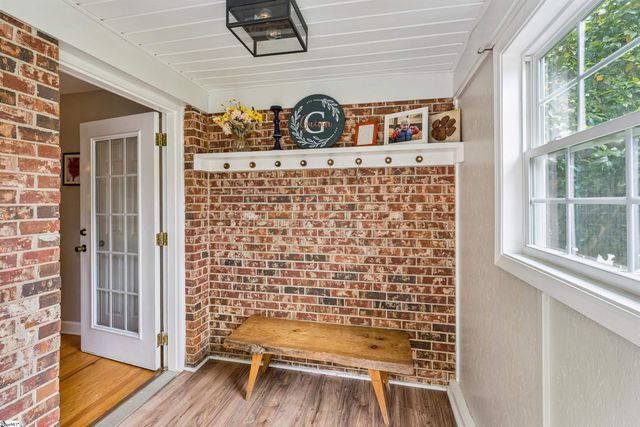 817 Johnson Road, Central, SC 29630