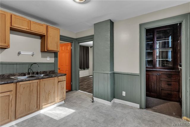 608 Woodlawn Avenue, Buffalo, NY 14211