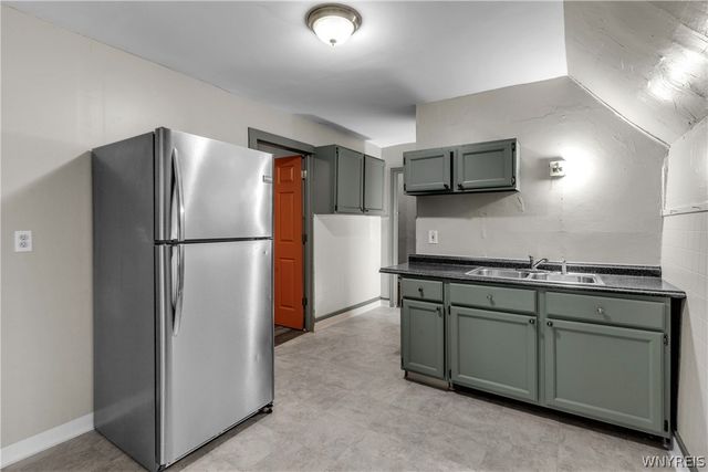 608 Woodlawn Avenue, Buffalo, NY 14211