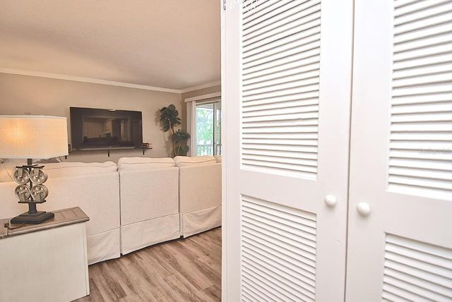 2121 WOOD STREET 201, Sarasota, FL 34237