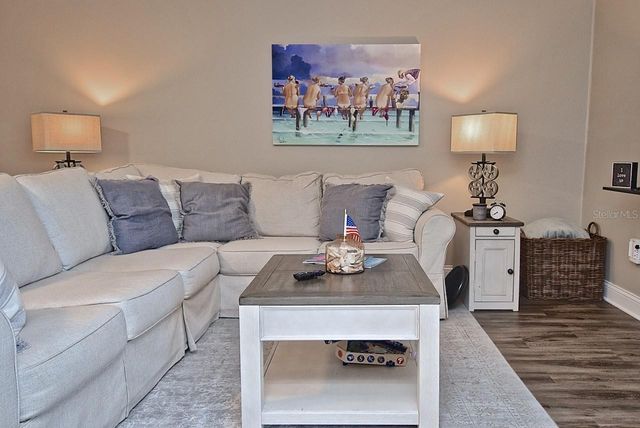 2121 WOOD STREET 201, Sarasota, FL 34237