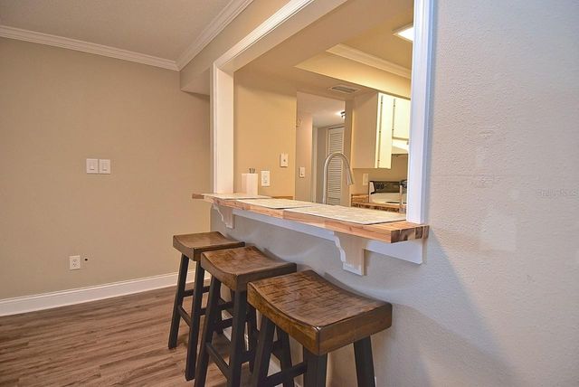 2121 WOOD STREET 201, Sarasota, FL 34237