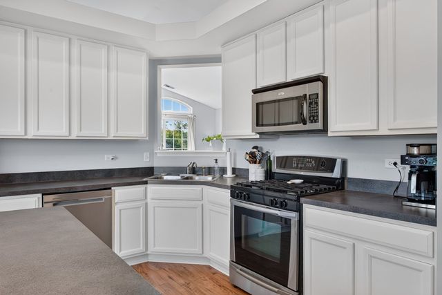 2264 Summerlin Drive 2264, Aurora, IL 60503