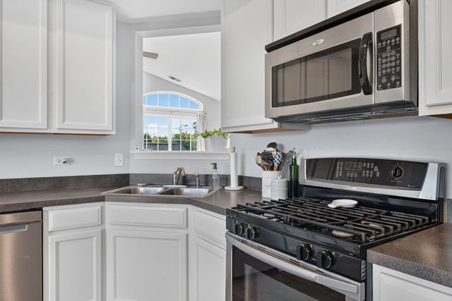 2264 Summerlin Drive 2264, Aurora, IL 60503