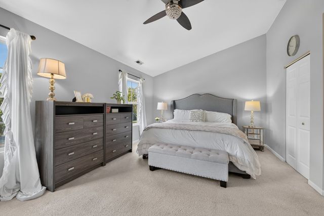 2264 Summerlin Drive 2264, Aurora, IL 60503