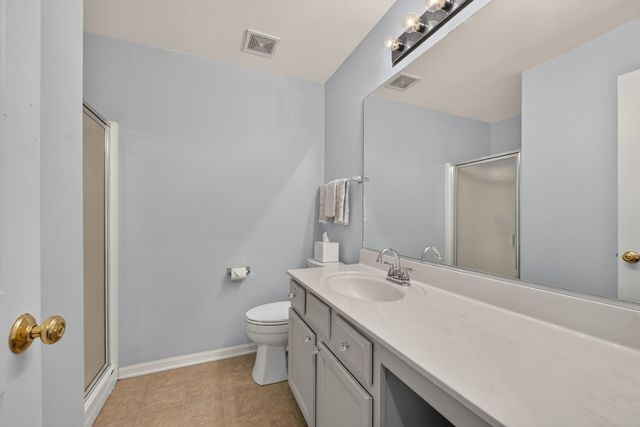 2264 Summerlin Drive 2264, Aurora, IL 60503