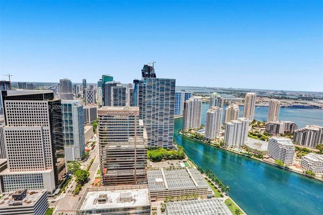 950 Brickell Bay Drive 5608, Miami, FL 33131