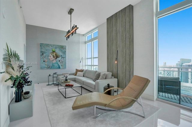 950 Brickell Bay Drive 5608, Miami, FL 33131