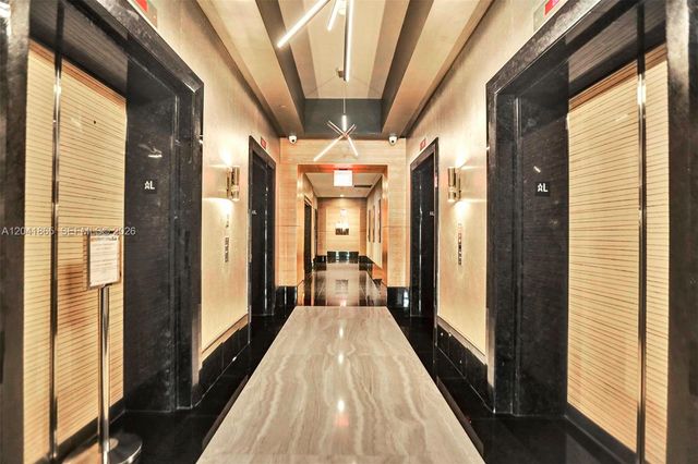 950 Brickell Bay Drive 5608, Miami, FL 33131
