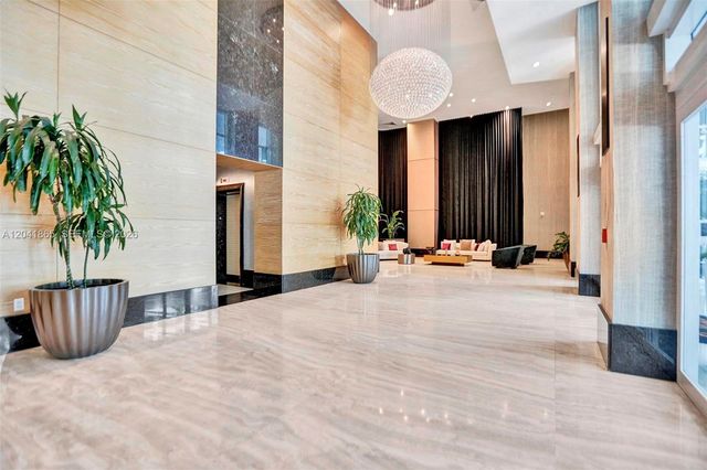 950 Brickell Bay Drive 5608, Miami, FL 33131