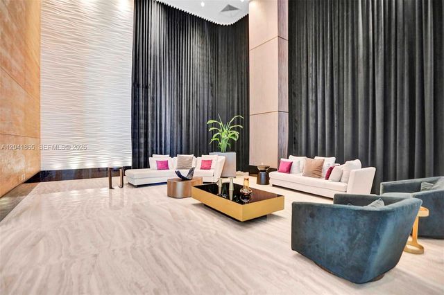 950 Brickell Bay Drive 5608, Miami, FL 33131