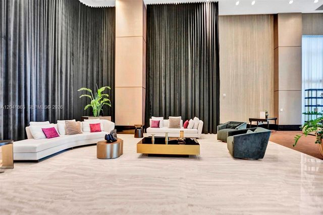 950 Brickell Bay Drive 5608, Miami, FL 33131