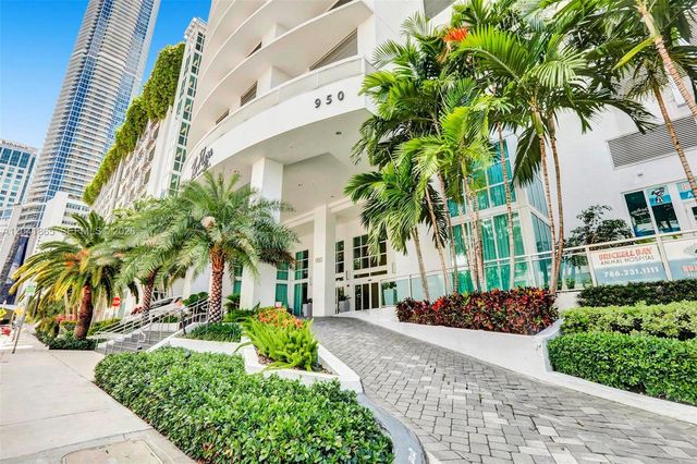 950 Brickell Bay Drive 5608, Miami, FL 33131