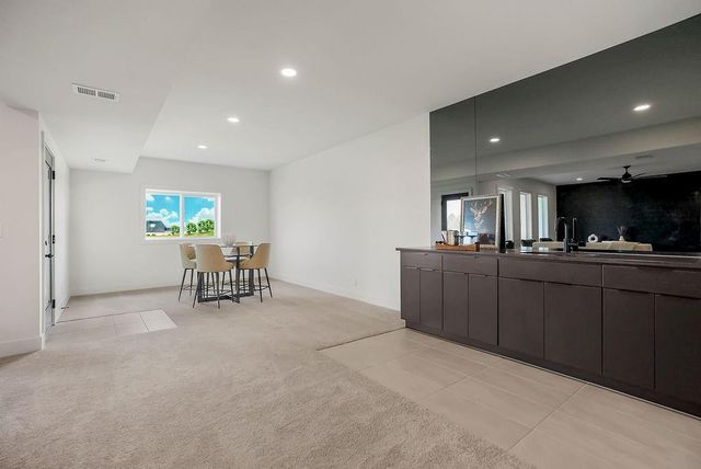 16655 S Marais Drive, Olathe, KS 66062