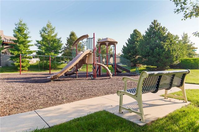 16655 S Marais Drive, Olathe, KS 66062