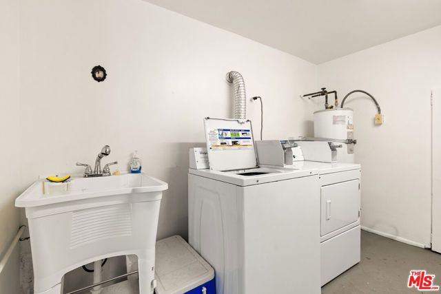 960 N Micheltorena Street, Los Angeles, CA 90026