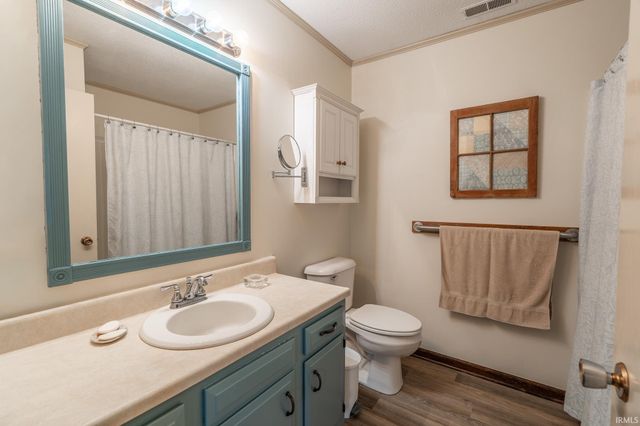 1069 Mitten Drive, Wabash, IN 46992