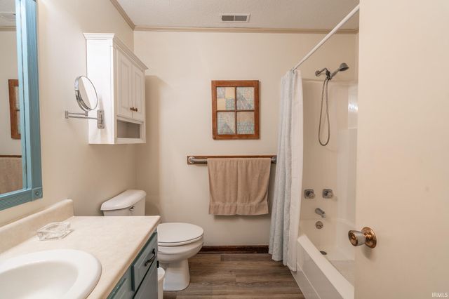 1069 Mitten Drive, Wabash, IN 46992