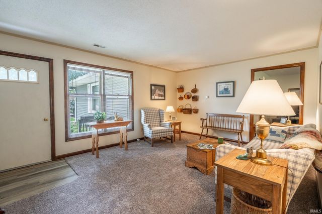 1069 Mitten Drive, Wabash, IN 46992