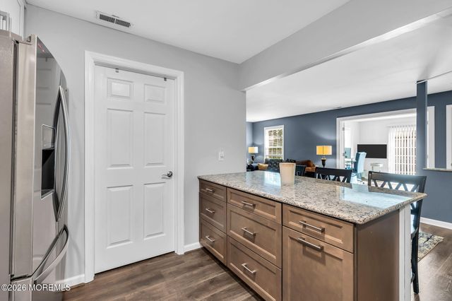 510 Harding Road 8, Freehold, NJ 07728