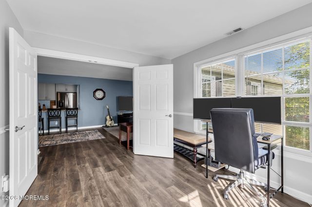 510 Harding Road 8, Freehold, NJ 07728
