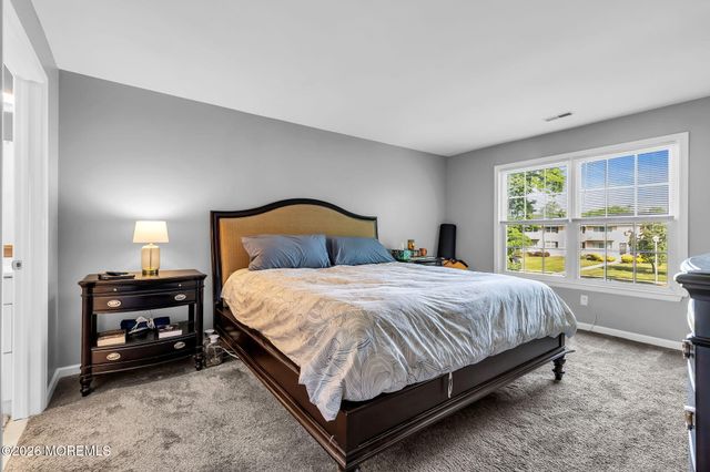 510 Harding Road 8, Freehold, NJ 07728
