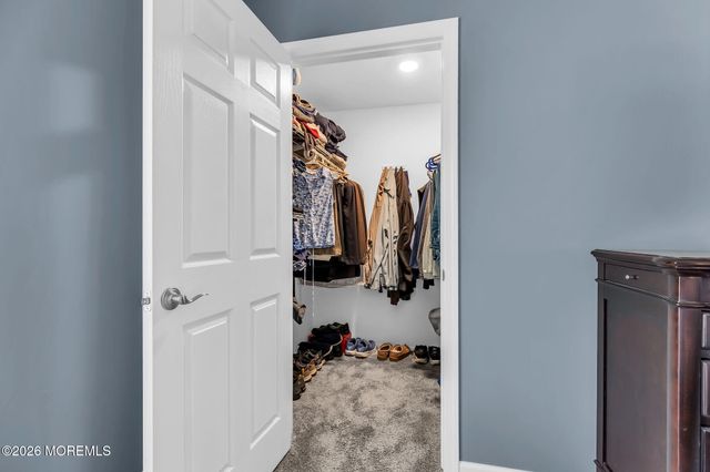510 Harding Road 8, Freehold, NJ 07728