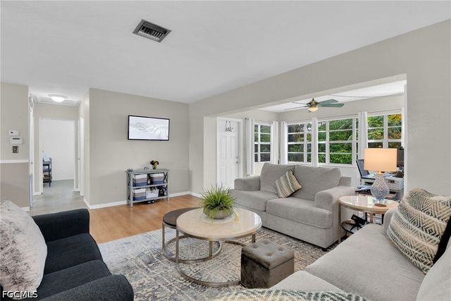 1442 Byron RD, Fort Myers, FL 33919
