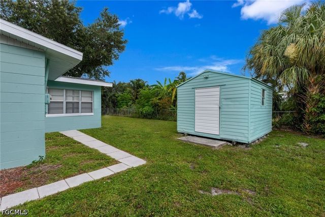 1442 Byron RD, Fort Myers, FL 33919