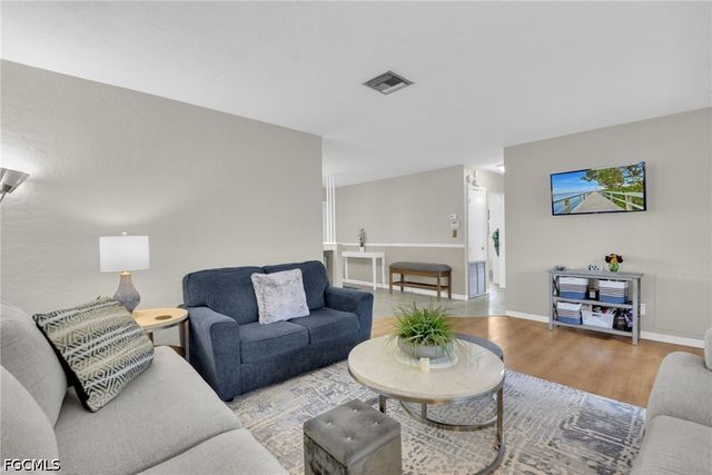 1442 Byron RD, Fort Myers, FL 33919