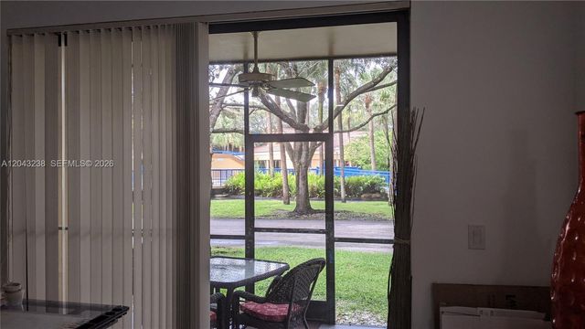 15509 N Miami Lakeway N 102 102, Miami Lakes, FL 33014