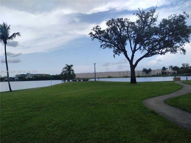 15509 N Miami Lakeway N 102 102, Miami Lakes, FL 33014