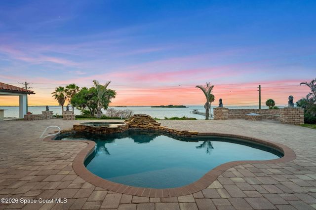 4781 Honeyridge Lane, Merritt Island, FL 32952