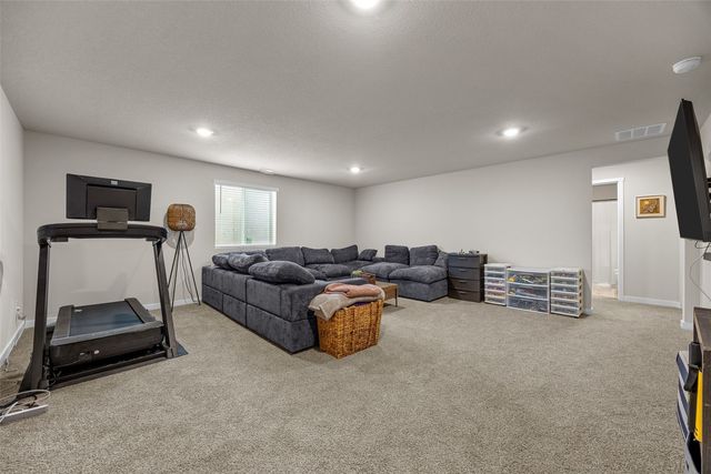 3381 Dreusicke Drive, Coralville, IA 52241