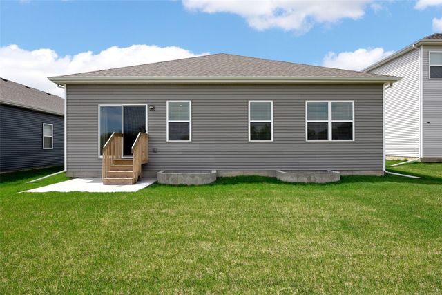 3381 Dreusicke Drive, Coralville, IA 52241