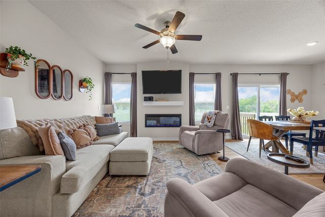 3381 Dreusicke Drive, Coralville, IA 52241