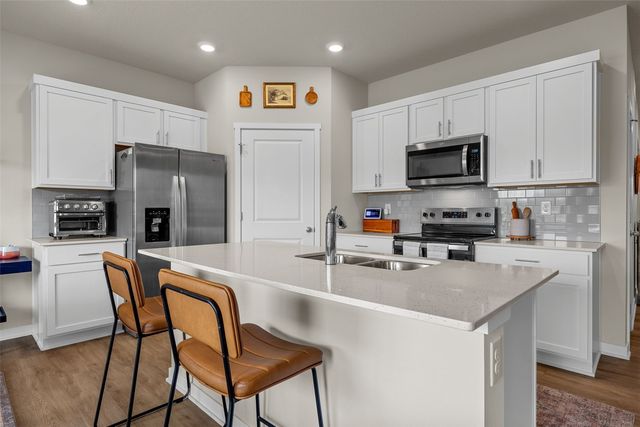 3381 Dreusicke Drive, Coralville, IA 52241