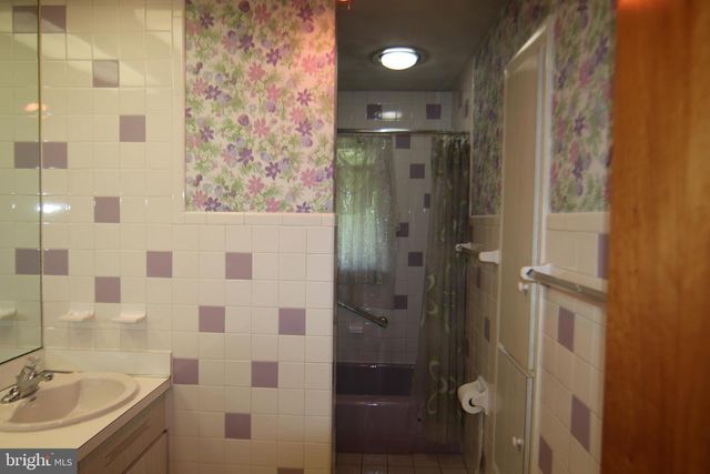 68 BALI HAI ROAD, Mechanicsburg, PA 17050