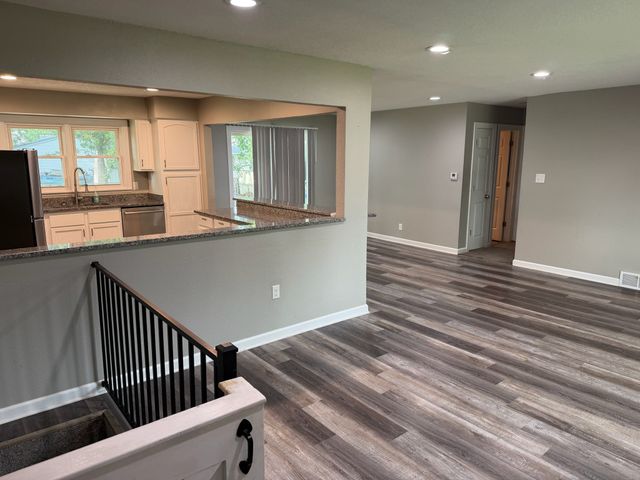 138 Greenfield Parkway, Des Moines, IA 50320