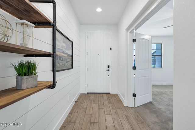 10022 E REVOLUTION Drive, Mesa, AZ 85212