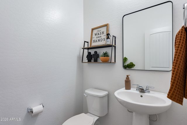 10022 E REVOLUTION Drive, Mesa, AZ 85212