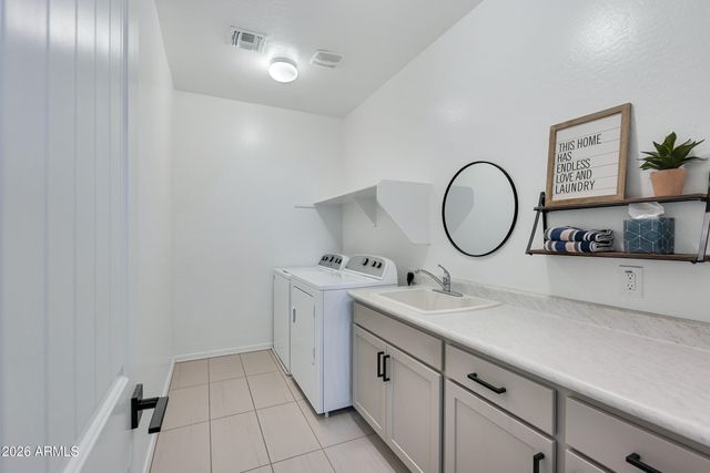 10022 E REVOLUTION Drive, Mesa, AZ 85212