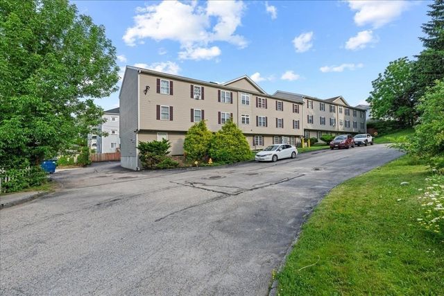 1 Hatfield St 5, Worcester, MA 01604