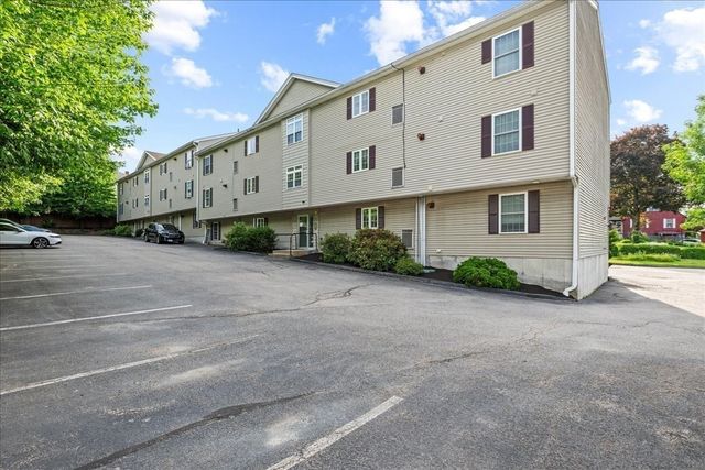 1 Hatfield St 5, Worcester, MA 01604