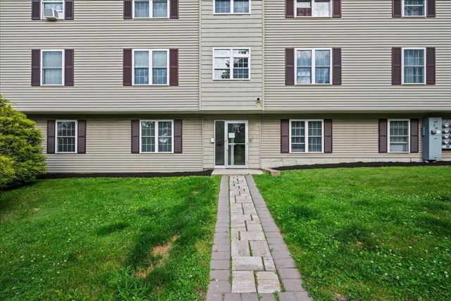 1 Hatfield St 5, Worcester, MA 01604