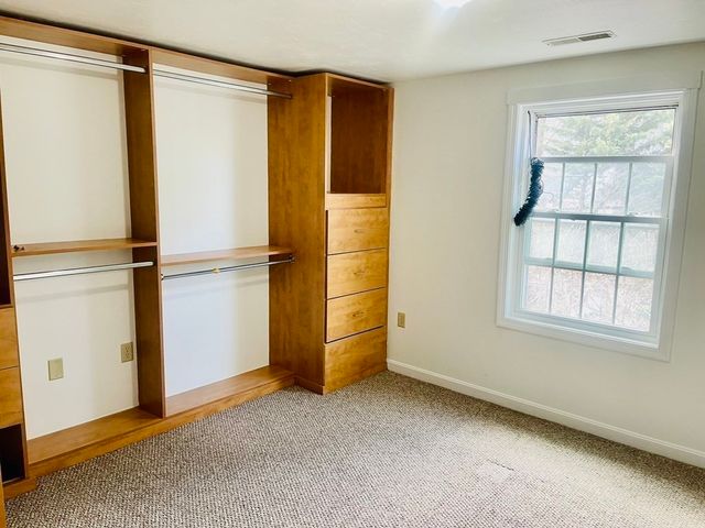1 Hatfield St 5, Worcester, MA 01604