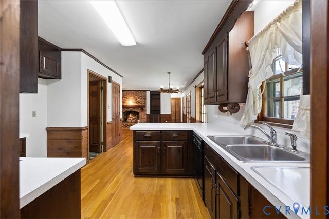 11716 Ivywood Rd, Chester, VA 23831