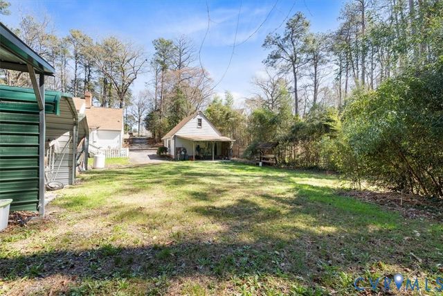 11716 Ivywood Rd, Chester, VA 23831